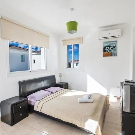 Βίλα Beautiful With Private Pool, 1223