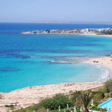 Beautiful With Private Pool, 1223 *